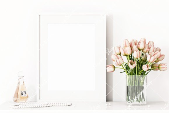 Download Minimalist Frame Mockup - Mockup Collection